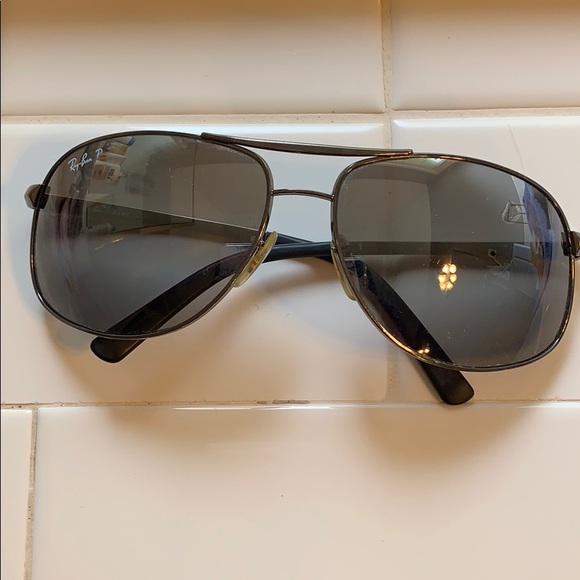 Ray-Ban Accessories - Ray Ban Polarized Sunglasses with original RB case
